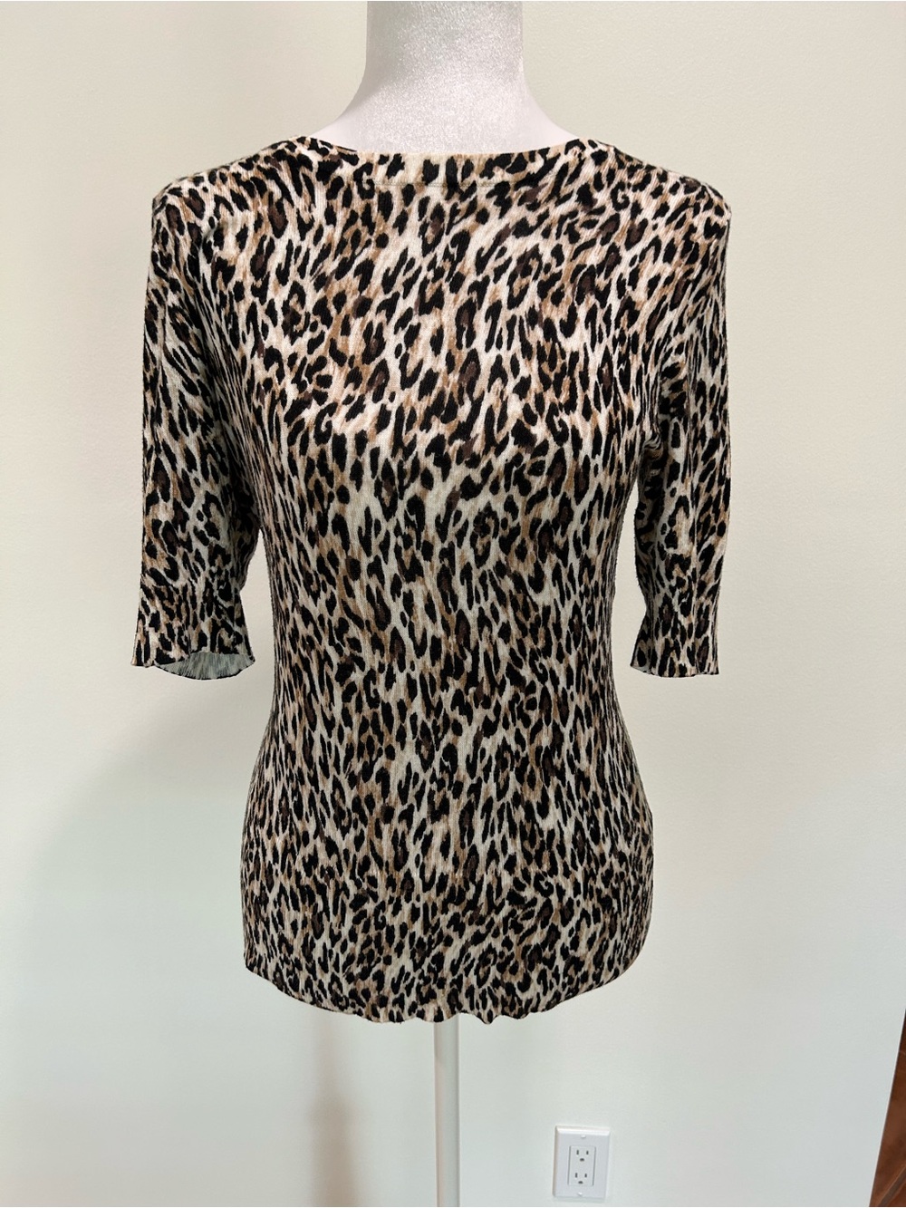White House Black Market Leopard Print Short Sleeve Top in Brown and Black